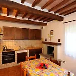 Отель Relais Borgo Torale Пассиньяно-суль-Тразимено