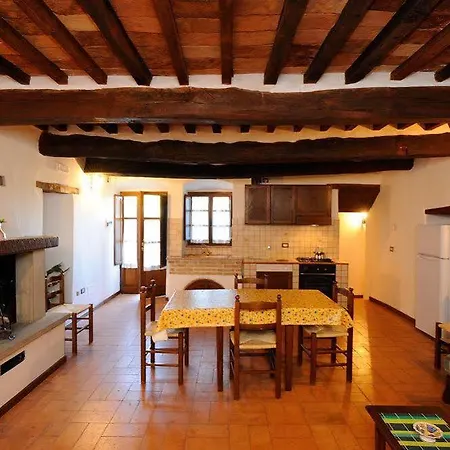 酒店 Relais Borgo Torale 特拉西梅诺湖畔帕西尼亚诺