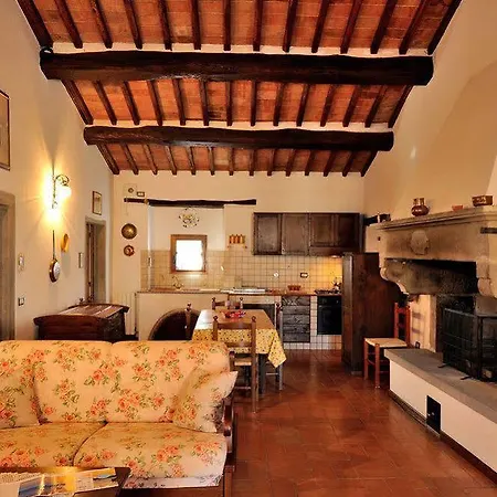Relais Borgo Torale * باسّينيانو سول تْرازي