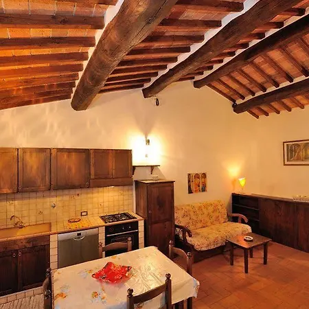 Relais Borgo Torale 特拉西梅诺湖畔帕西尼亚诺