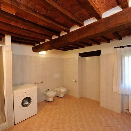 Relais Borgo Torale 特拉西梅诺湖畔帕西尼亚诺